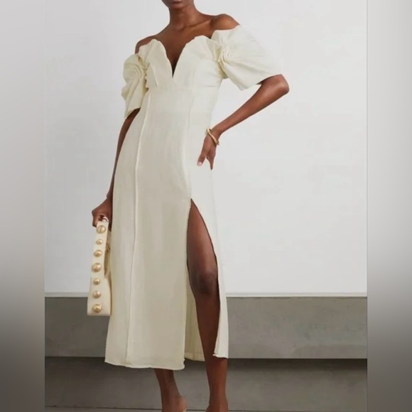 cult gaia Dresses & Skirts - New Cult Gaia Muna Off the Shoulder Dress size 6